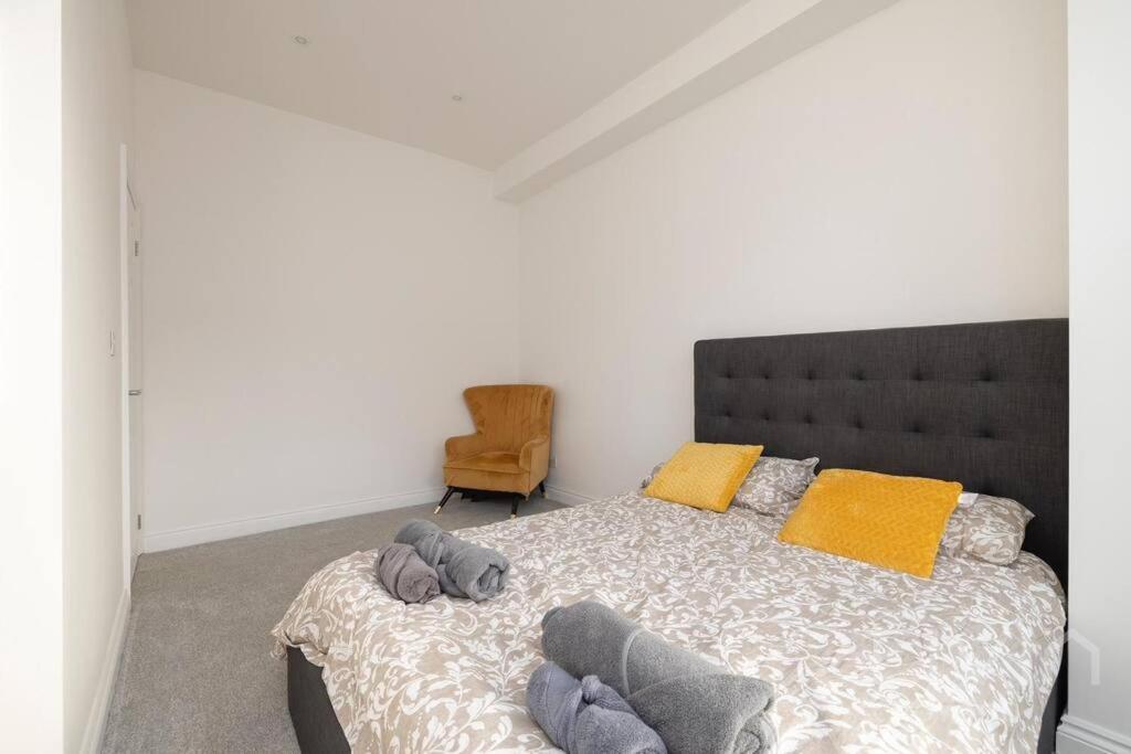 2 Bed Flat -Zone 1-4 London Apartment Thornton Heath Exterior photo