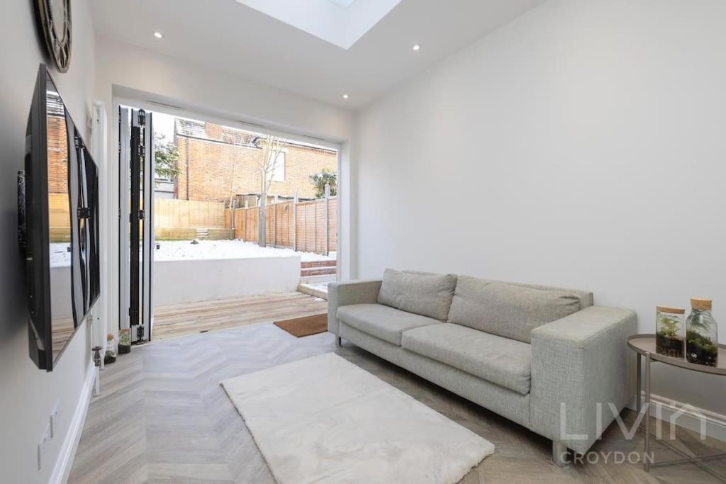 2 Bed Flat -Zone 1-4 London Apartment Thornton Heath Exterior photo